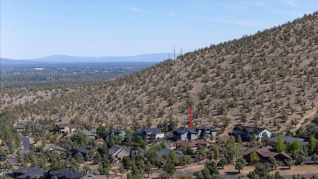 10504 Bitterbrush Court, Redmond, OR 97756
