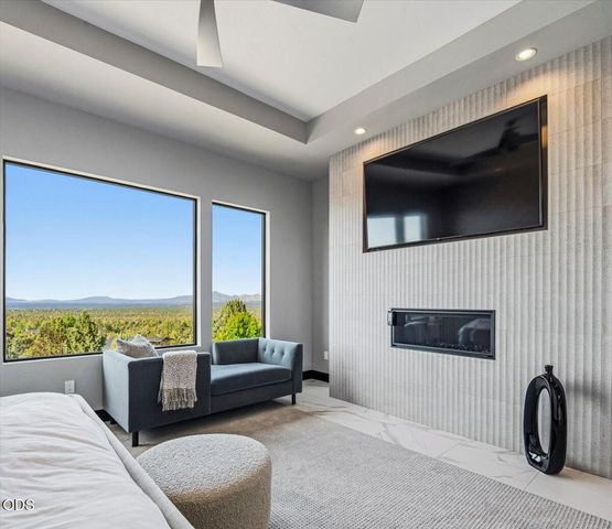 10504 Bitterbrush Court, Redmond, OR 97756