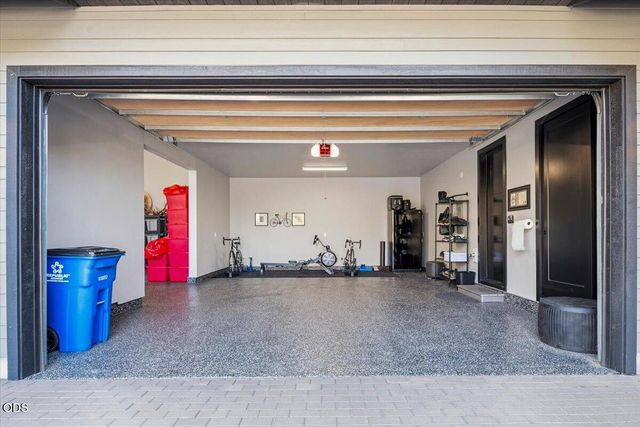 10504 Bitterbrush Court, Redmond, OR 97756