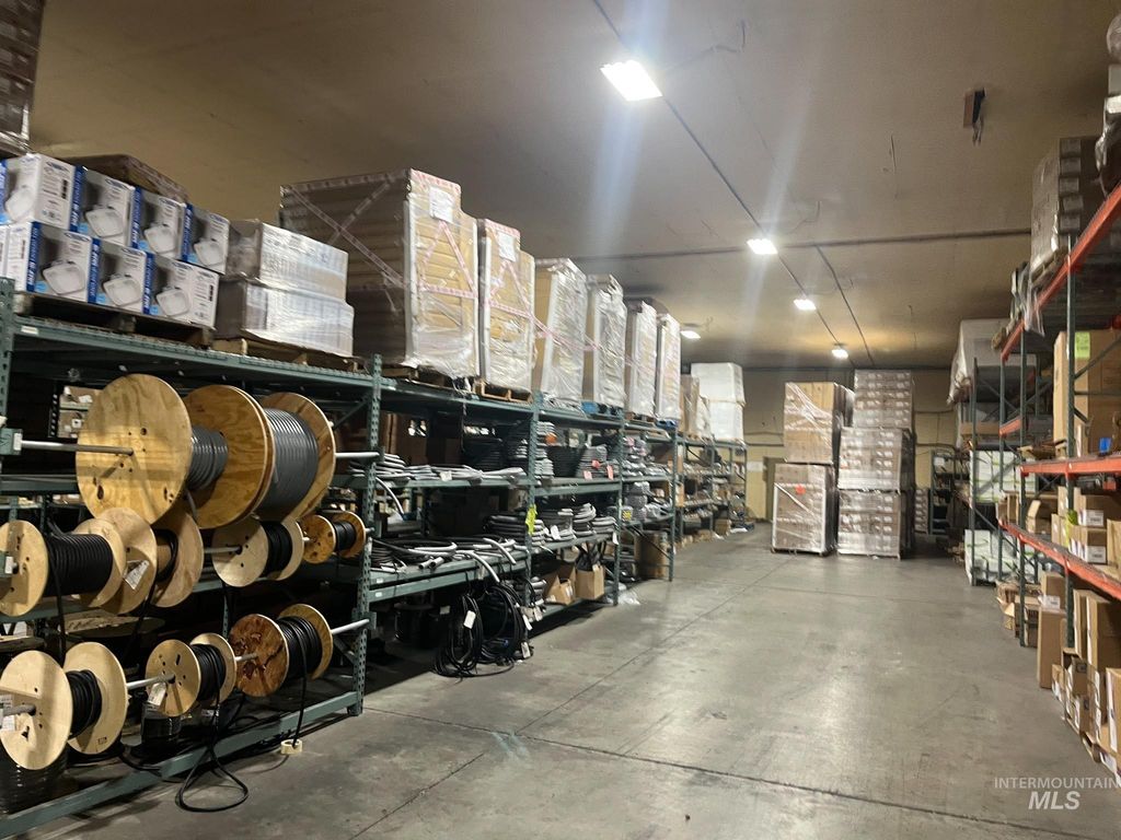 5414 W Morris Hill Road, Boise, ID 83706 photo 3