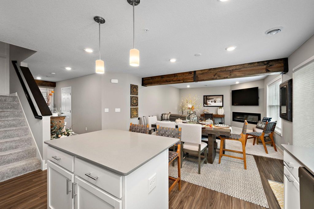 2170 Jasper Court, Hugo, MN 55038