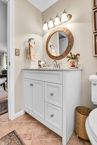 82 Bellingham Rd, Blackstone, MA 01504