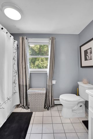 82 Bellingham Rd, Blackstone, MA 01504