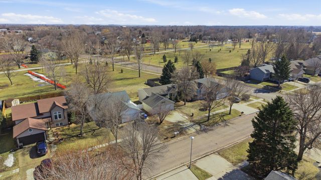 3474 18th Street S, Fargo, ND 58104