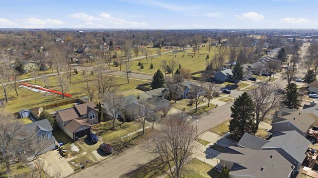 3474 18th Street S, Fargo, ND 58104