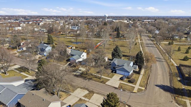 3474 18th Street S, Fargo, ND 58104