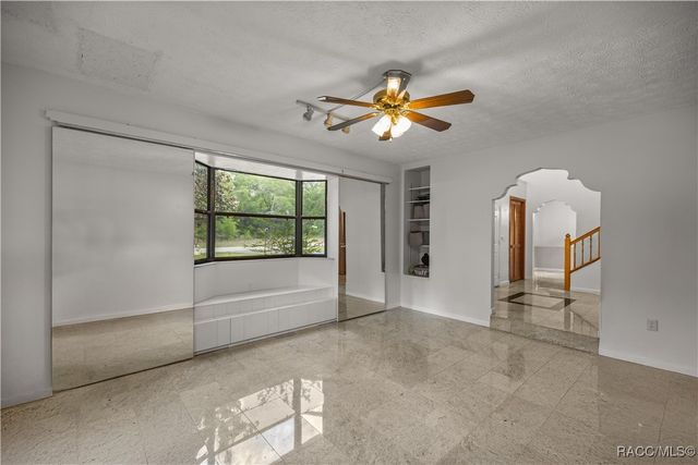 8210 N Golfview Drive, Citrus Springs, FL 34434