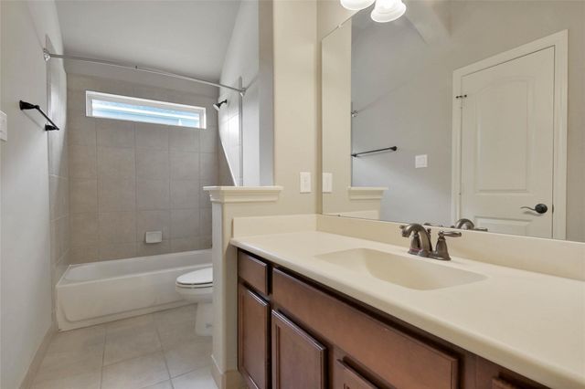 78 Hearthshire Circle, The Woodlands, TX 77354