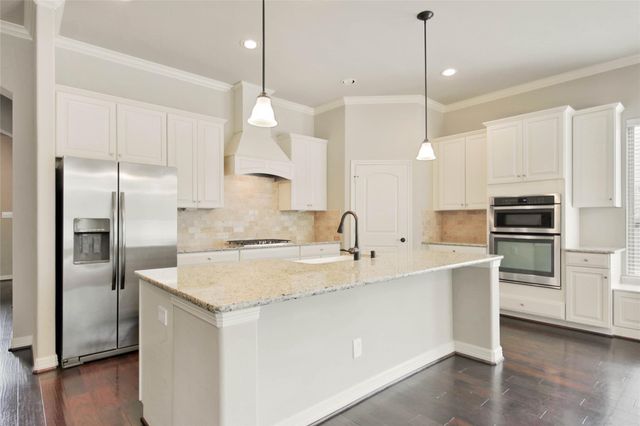 78 Hearthshire Circle, The Woodlands, TX 77354