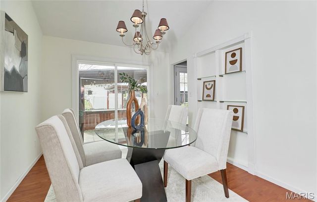 11900 Grant Place, Des Peres, MO 63131