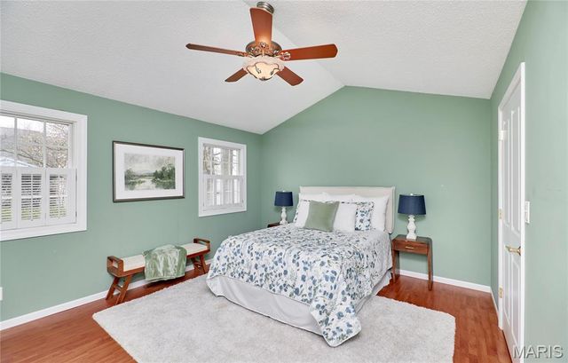 11900 Grant Place, Des Peres, MO 63131