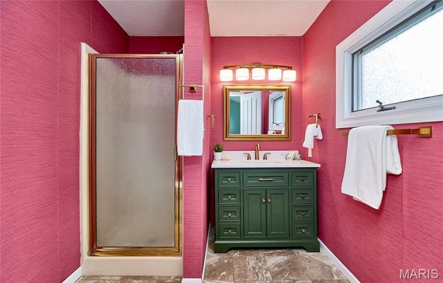 11900 Grant Place, Des Peres, MO 63131