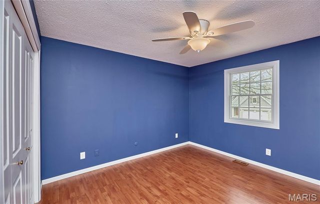 11900 Grant Place, Des Peres, MO 63131