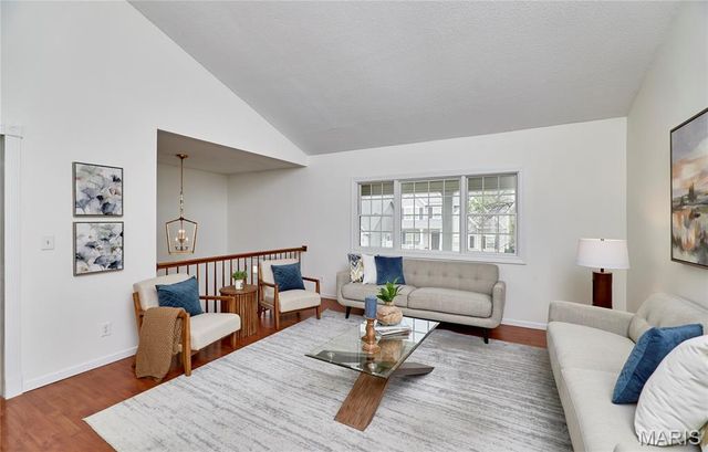 11900 Grant Place, Des Peres, MO 63131