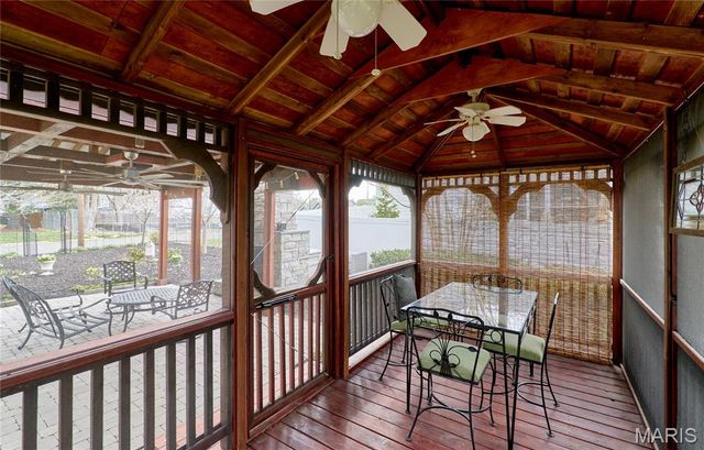 11900 Grant Place, Des Peres, MO 63131