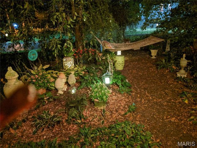 11900 Grant Place, Des Peres, MO 63131