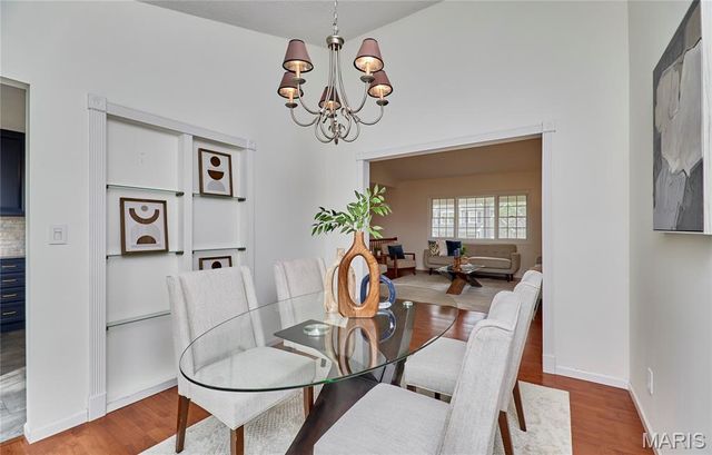 11900 Grant Place, Des Peres, MO 63131