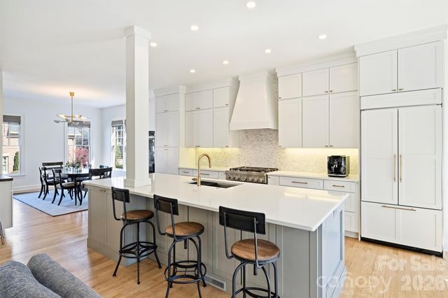 1244 Dilworth Crescent Row, Charlotte, NC 28203