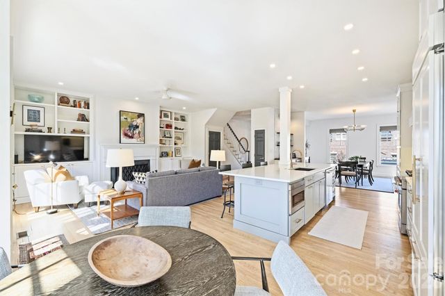 1244 Dilworth Crescent Row, Charlotte, NC 28203