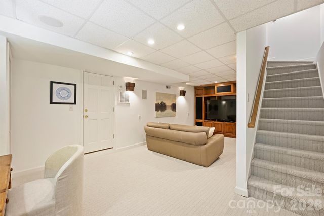 1244 Dilworth Crescent Row, Charlotte, NC 28203