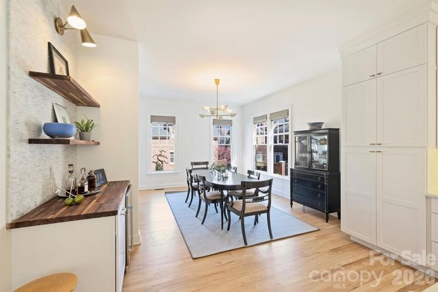 1244 Dilworth Crescent Row, Charlotte, NC 28203