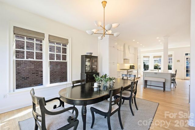 1244 Dilworth Crescent Row, Charlotte, NC 28203