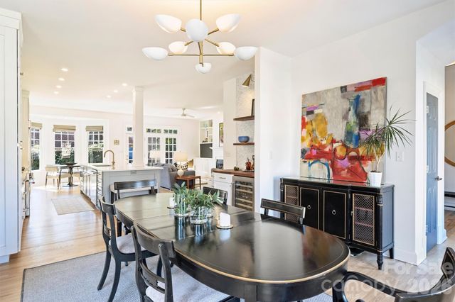 1244 Dilworth Crescent Row, Charlotte, NC 28203