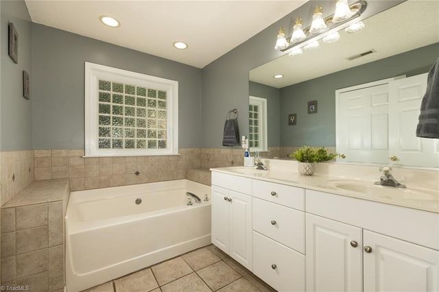 271 Pepperstone Drive, Mocksville, NC 27028
