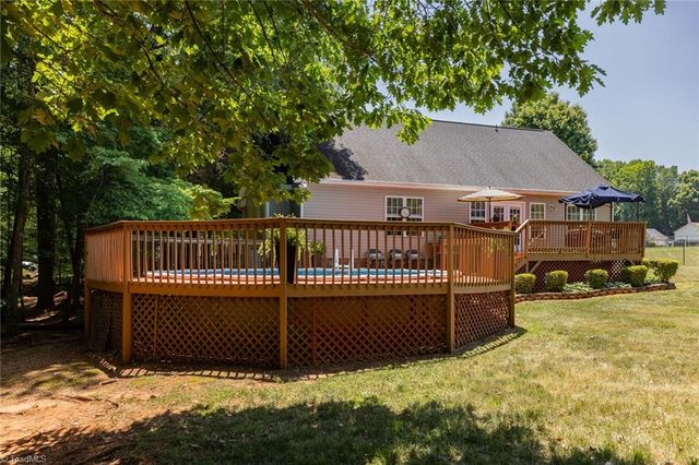 271 Pepperstone Drive, Mocksville, NC 27028