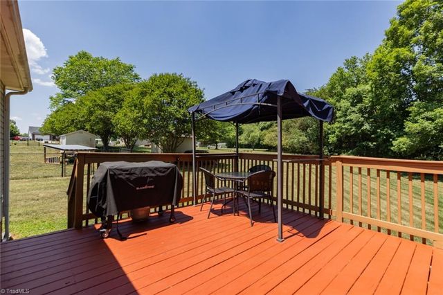 271 Pepperstone Drive, Mocksville, NC 27028