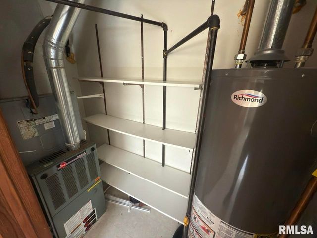 540 N Main St Apt D, Morton, IL 61550