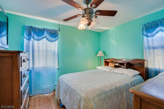 99 Elmhurst Ave, Woodbridge Twp., NJ 08830