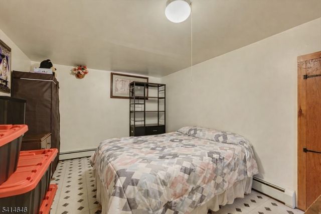 99 Elmhurst Ave, Woodbridge Twp., NJ 08830