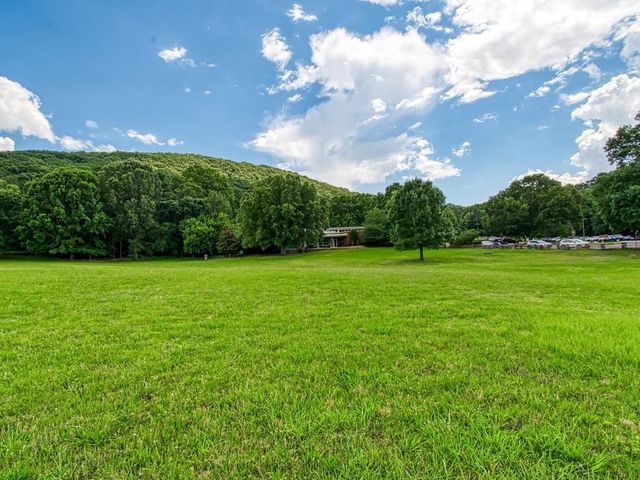1918 Kinnard Alley, Kennesaw, GA 30144