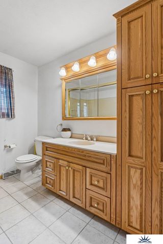 113 Meadow Lane, Gretna, NE 68028