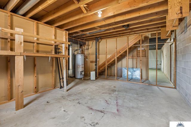 113 Meadow Lane, Gretna, NE 68028