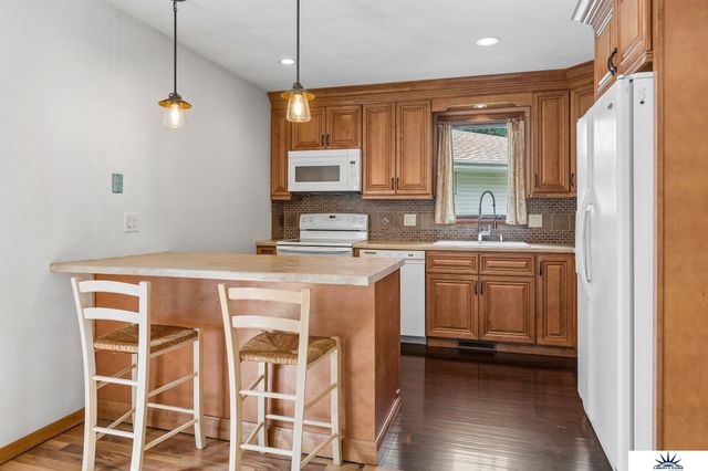 113 Meadow Lane, Gretna, NE 68028