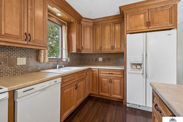 113 Meadow Lane, Gretna, NE 68028