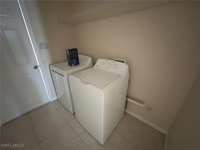 2813 SW 31st LN, Cape Coral, FL 33914