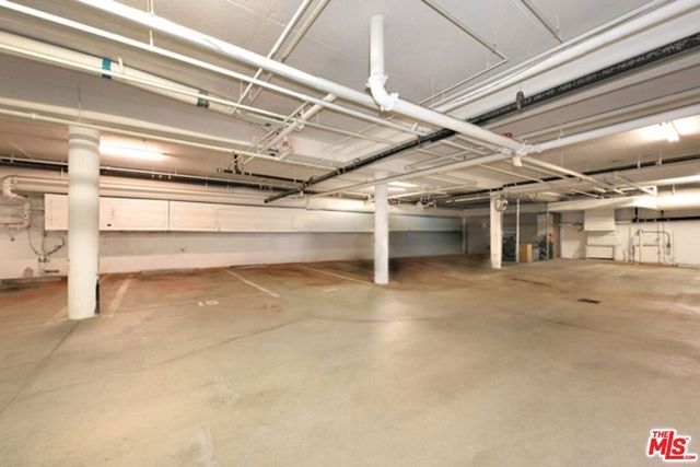 2203 Ocean Avenue 102, Santa Monica, CA 90405