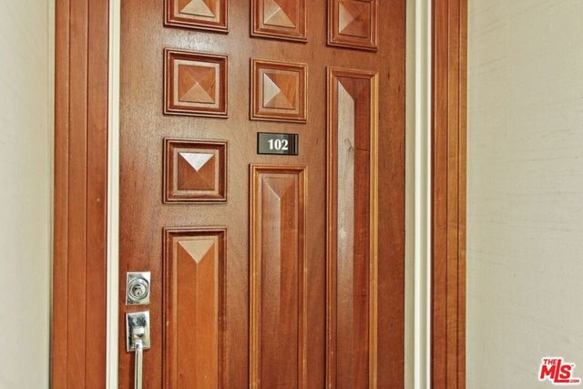 2203 Ocean Avenue 102, Santa Monica, CA 90405