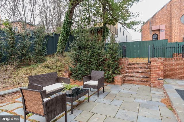 2715 N ST NW, Washington, DC 20007