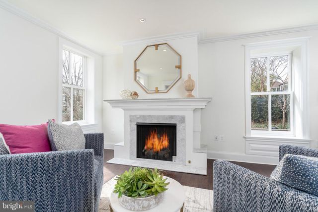 2715 N ST NW, Washington, DC 20007