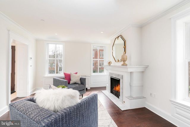 2715 N ST NW, Washington, DC 20007