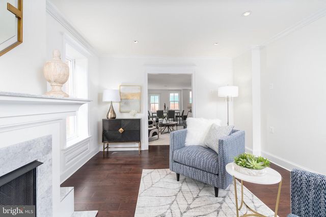 2715 N ST NW, Washington, DC 20007