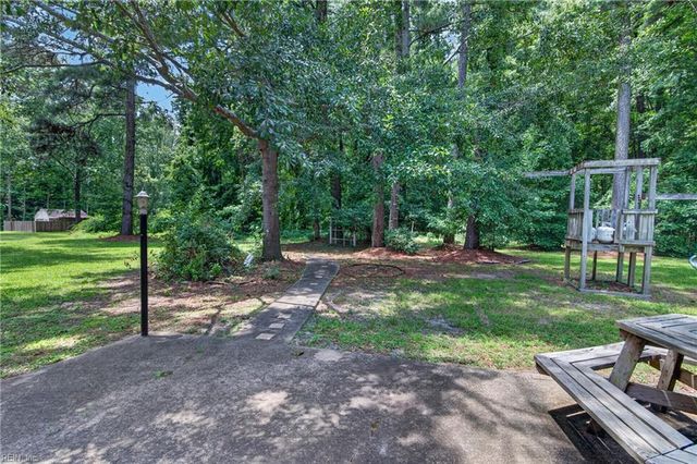 1605 Nansemond PW, Suffolk, VA 23434