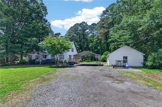 1605 Nansemond PW, Suffolk, VA 23434