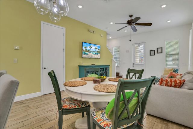 8005 FLIP FLOP WAY, Kissimmee, FL 34747