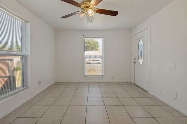 336 Belle Street, Bedford, TX 76022