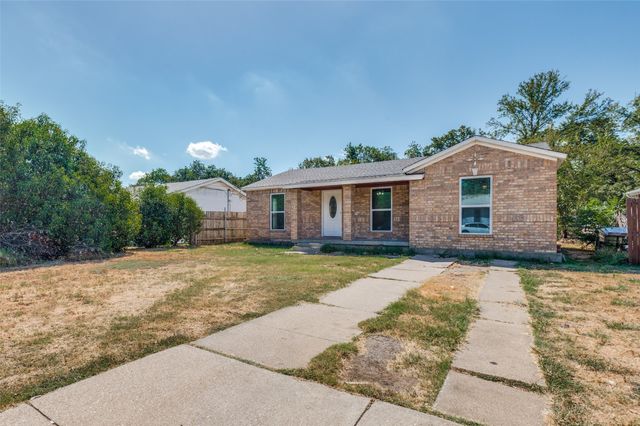 336 Belle Street, Bedford, TX 76022